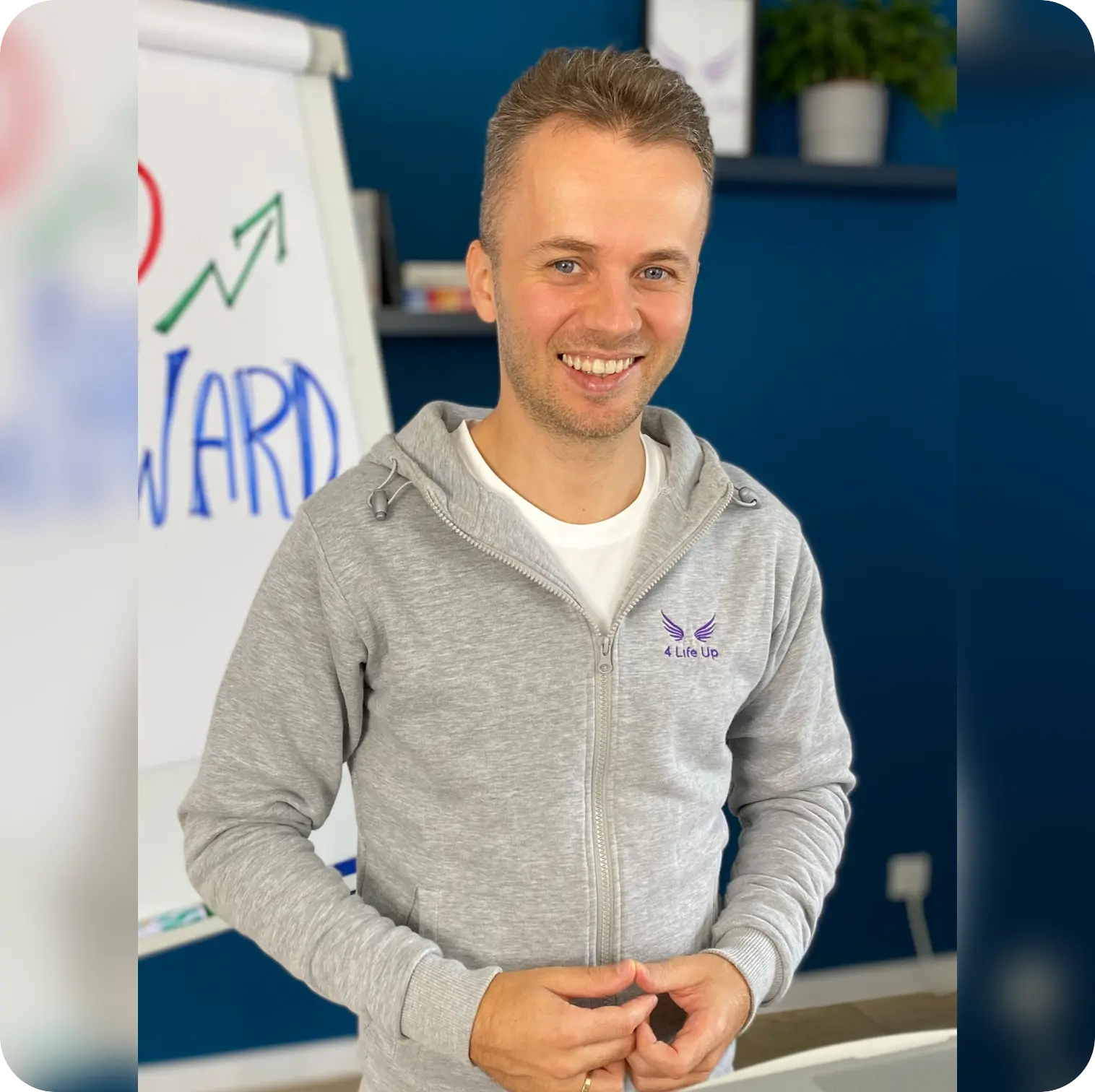 Bluza firmowa z subtelnym znakowaniem